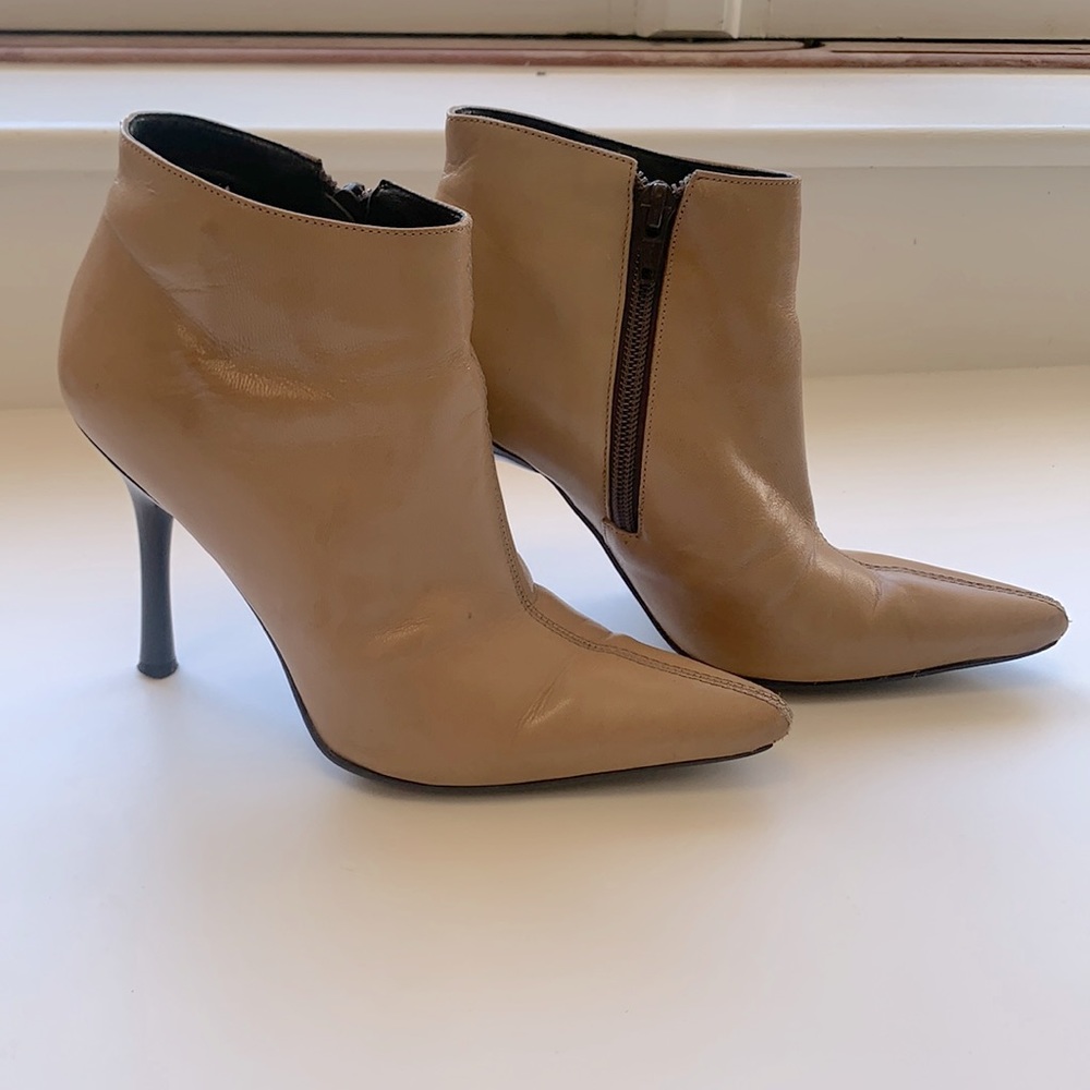 Beige pointy boots Aldo